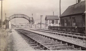 M&GN's Hawthorn Bank Level crossing cabin and house. The Board of Trade insisted on a foot bridge due to this being a busy crossingThe Board of Trade 