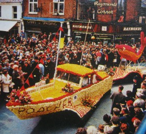 AOS P 1966 flower parade float, 1966