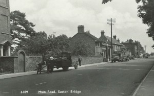 AOS P 3401 main road sutton bridge Printed by H.Coates & Sons, Wisbech.
